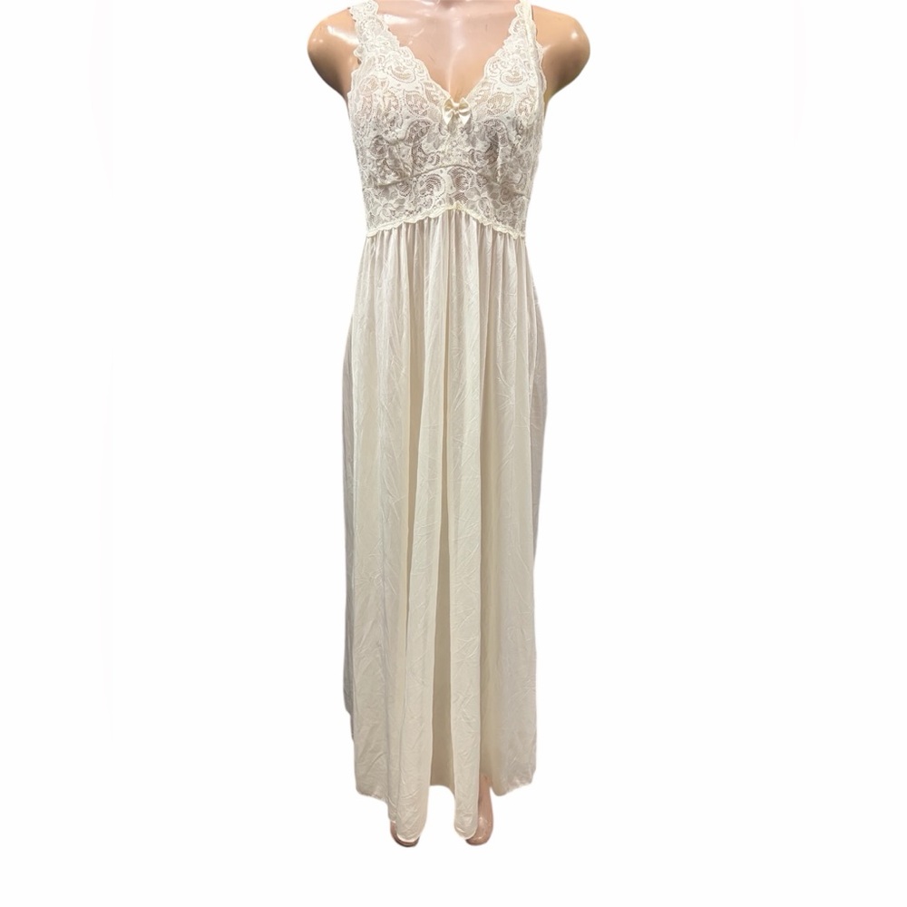 Shadow Line Elegant Lace Trim Cream Nightgown